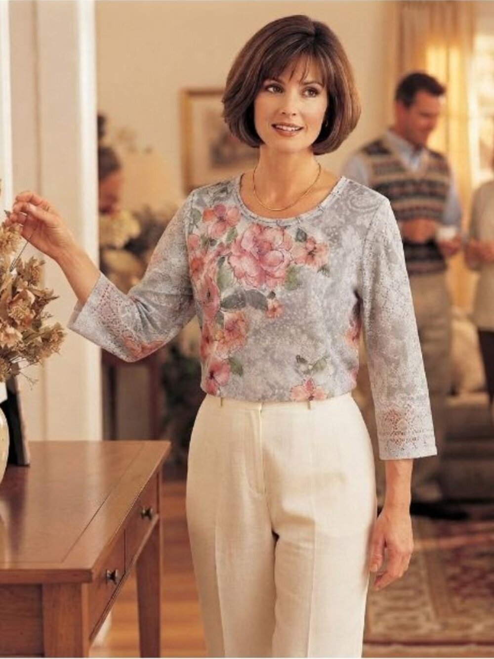 Alfred Dunner Womens PL Grey Floral Lace Top 3/4 Sleeve Scoop Neck Blouse Preppy